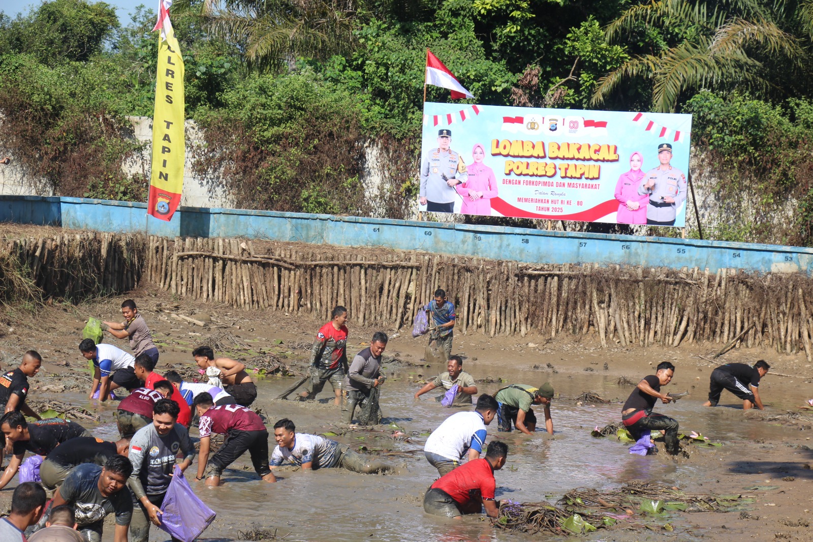 Lomba Bakacal Meriahkan HUT Kemerdekaan RI Ke 80
