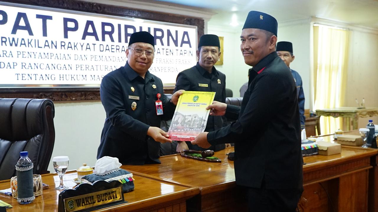 DPRD Tapin Gelar Rapat Paripurna, Bahas Ranperda tentang Hukum Masyarakat Adat