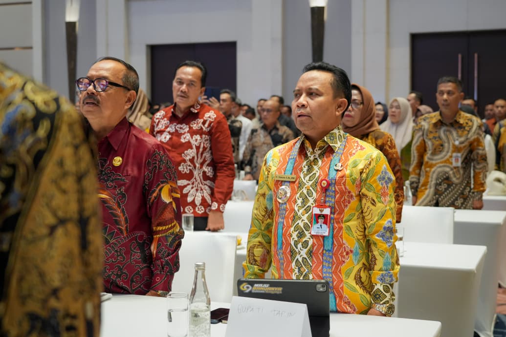 Bupati Tapin Dukung Program Penanganan Sampah Nasional