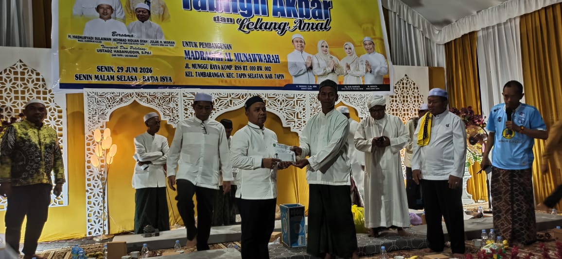 Wagub Kalsel Hadiri Tabligh Akbar dan Lelang Amal Di Tapin