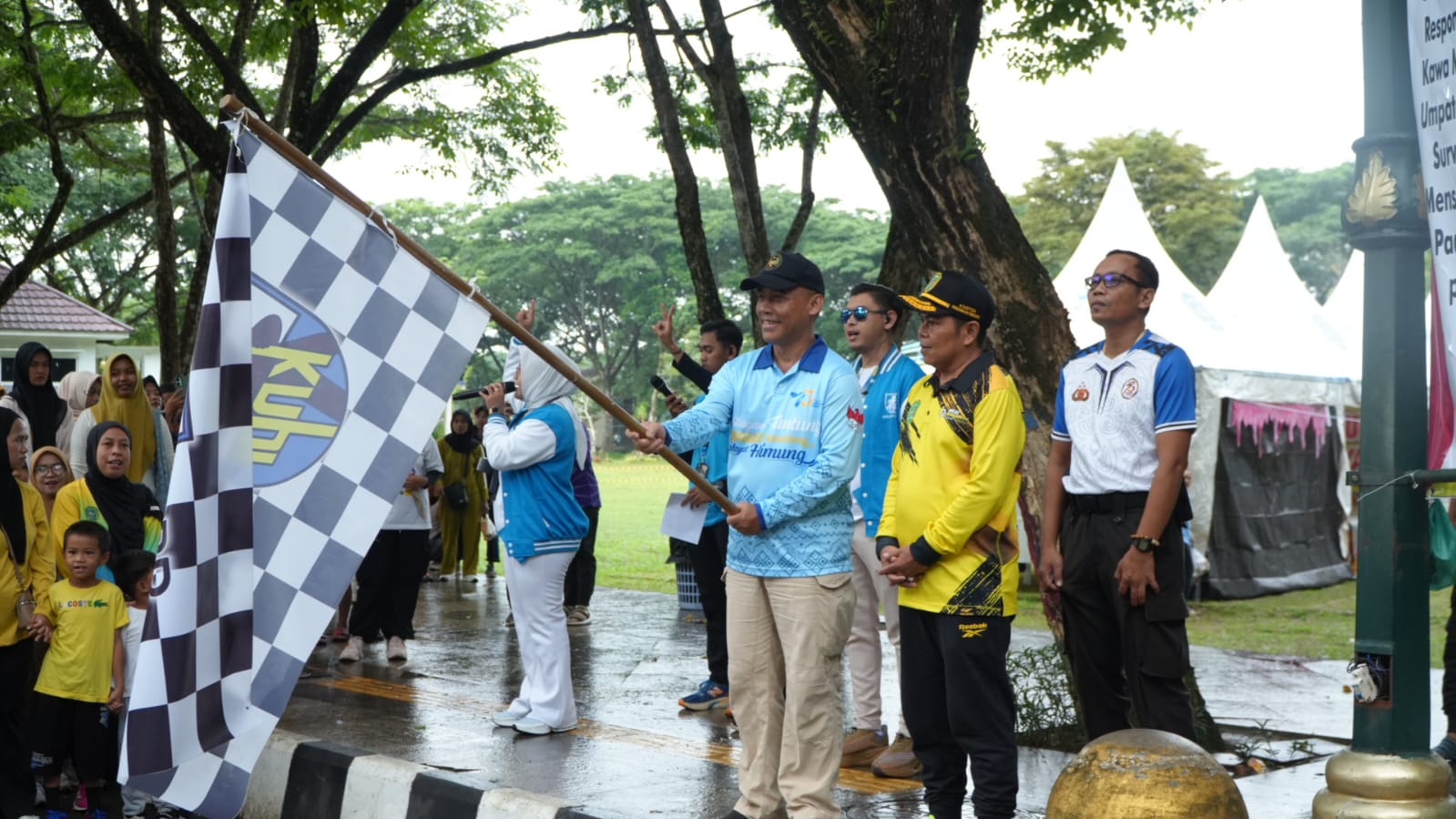 Semarak Kebersamaan, Ribuan Pemuda Ikuti Jalan Santai DPDKNPI Youthopia 2025